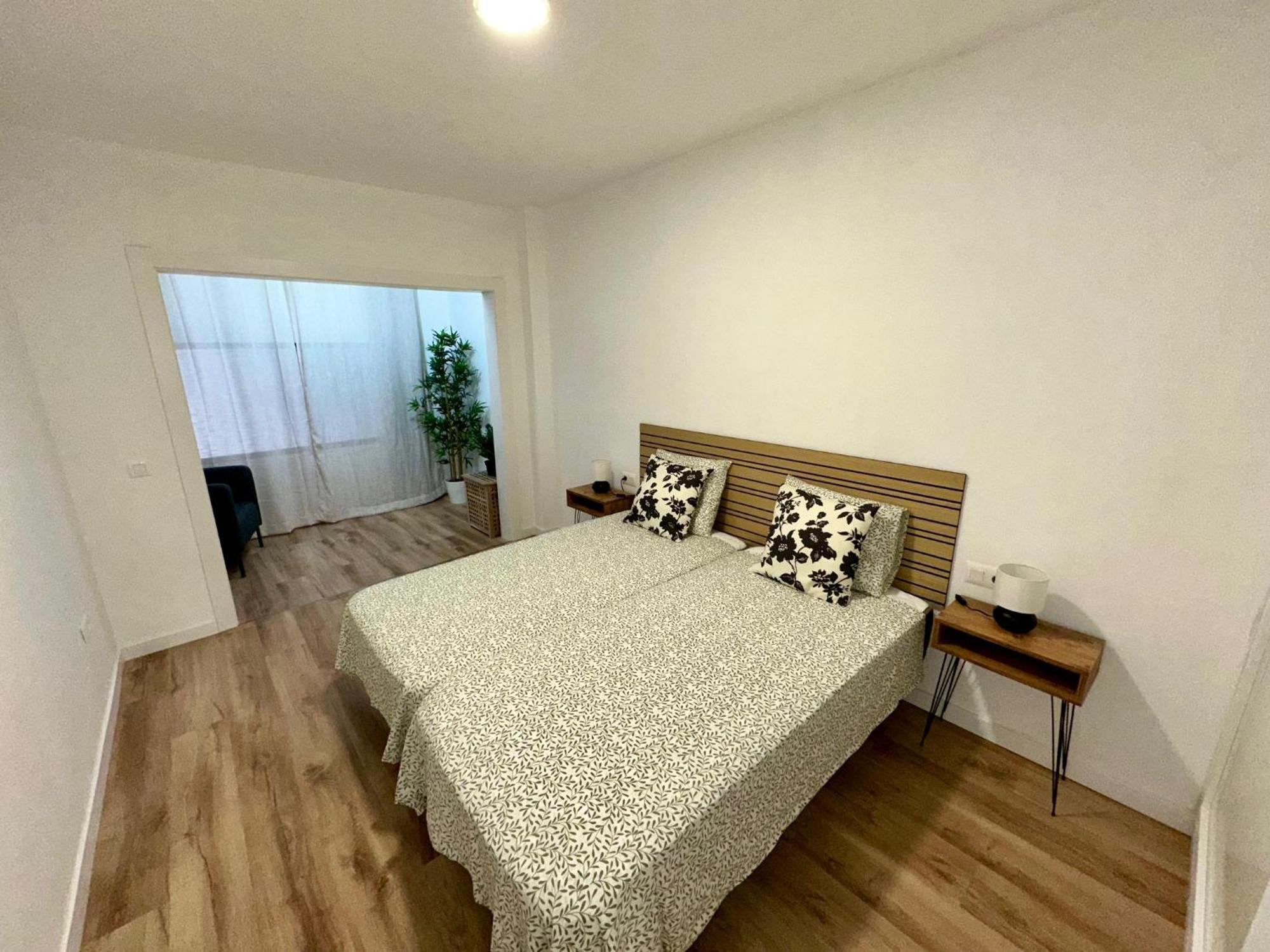 Central Flat Los Cristianos Square Guincho  Экстерьер фото